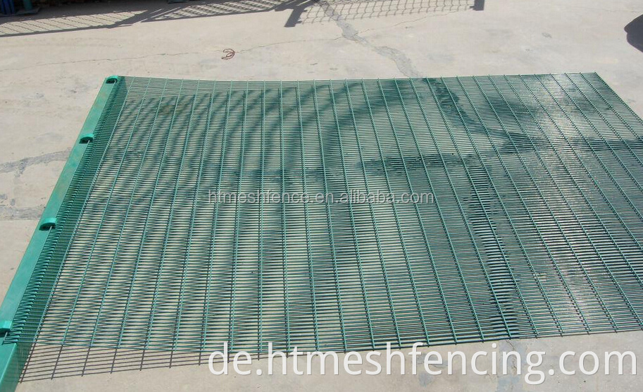 Pulverbeschichtete Anti-Klima-Sicherheit 358 Zaun 12,7 * 76,2 mm * 2,1 m (h) mit 60 * 80 * 2 mm Pfosten